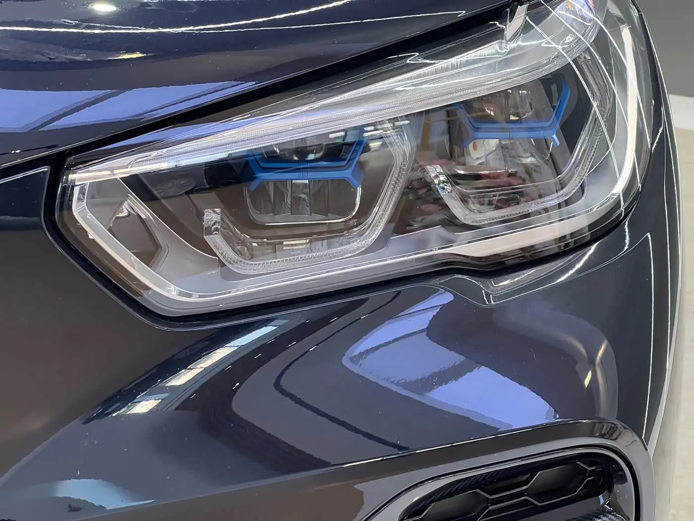BMW X5 2023 — Photo 13/20