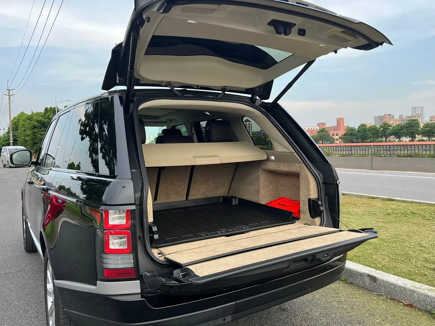 Land Rover Range Rover 2014 — Photo 18/20