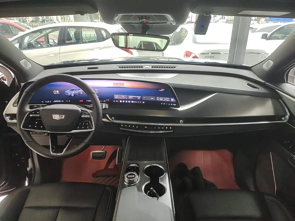 Cadillac XT5 2025 — Photo 10/20