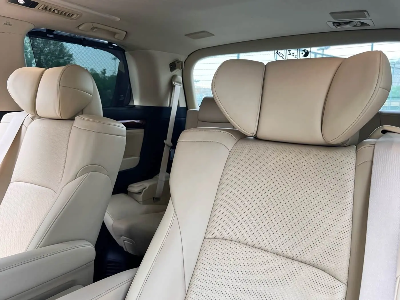 Toyota Alphard 2017 — Şəkil 11/18