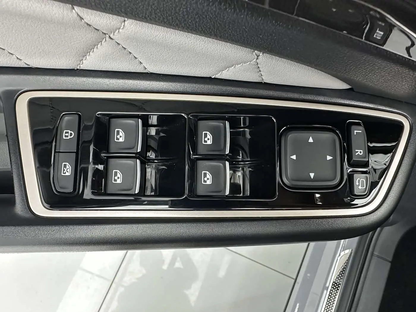 Jetta VS7 2022 — Photo 12/18