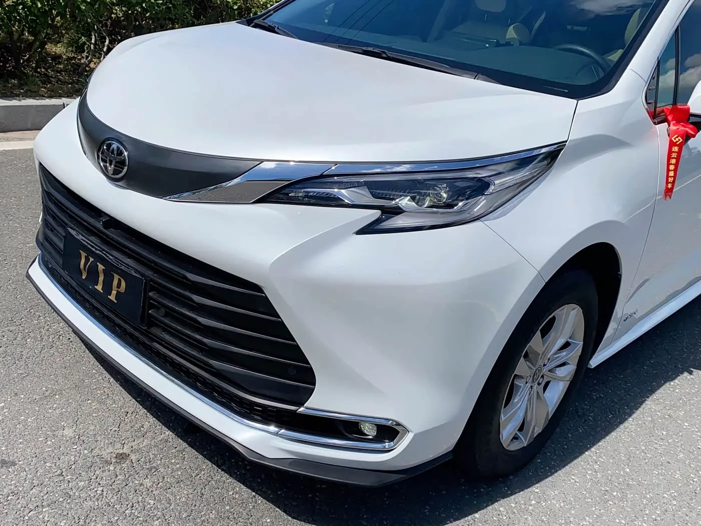 Toyota Sienna 2024 — ფოტო 4/20