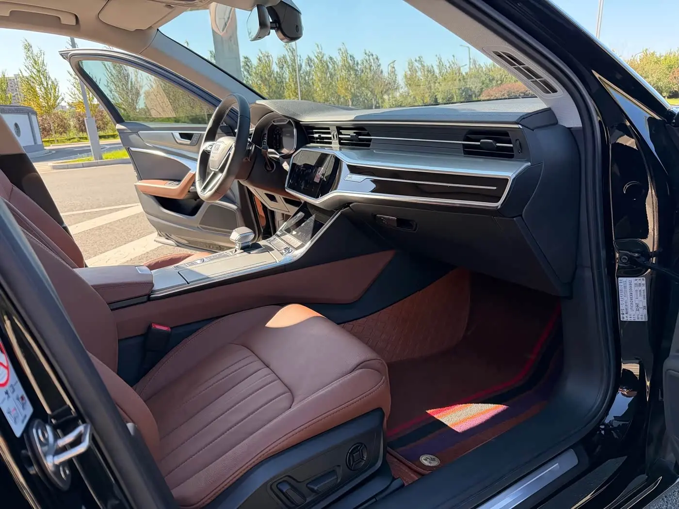 Audi A6L 2021 — Photo 13/16