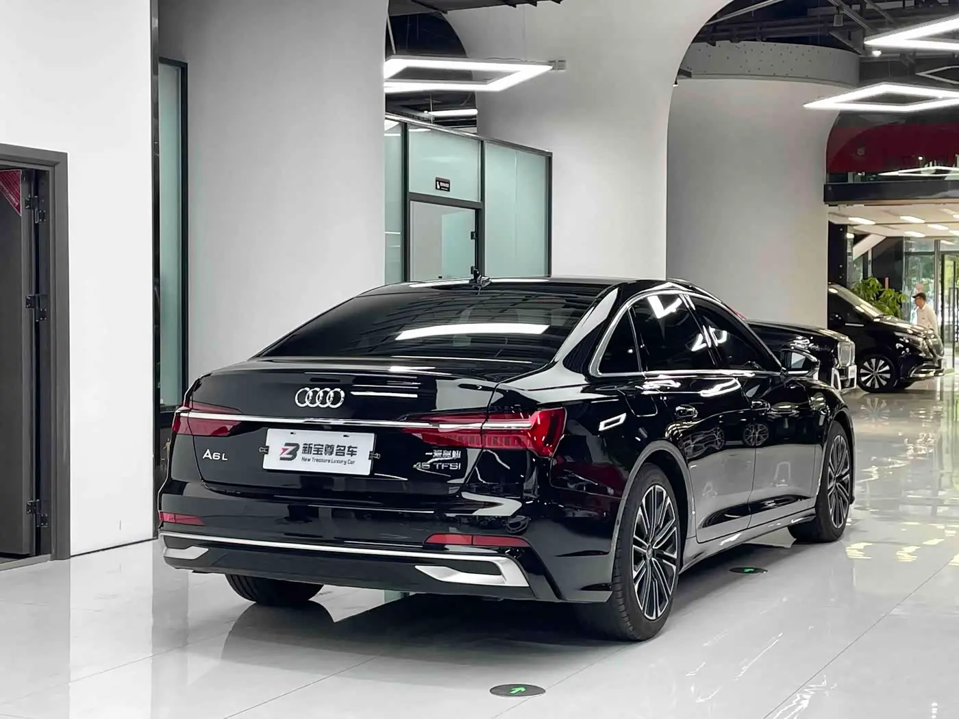 Audi A6L 2024 — Photo 12/18