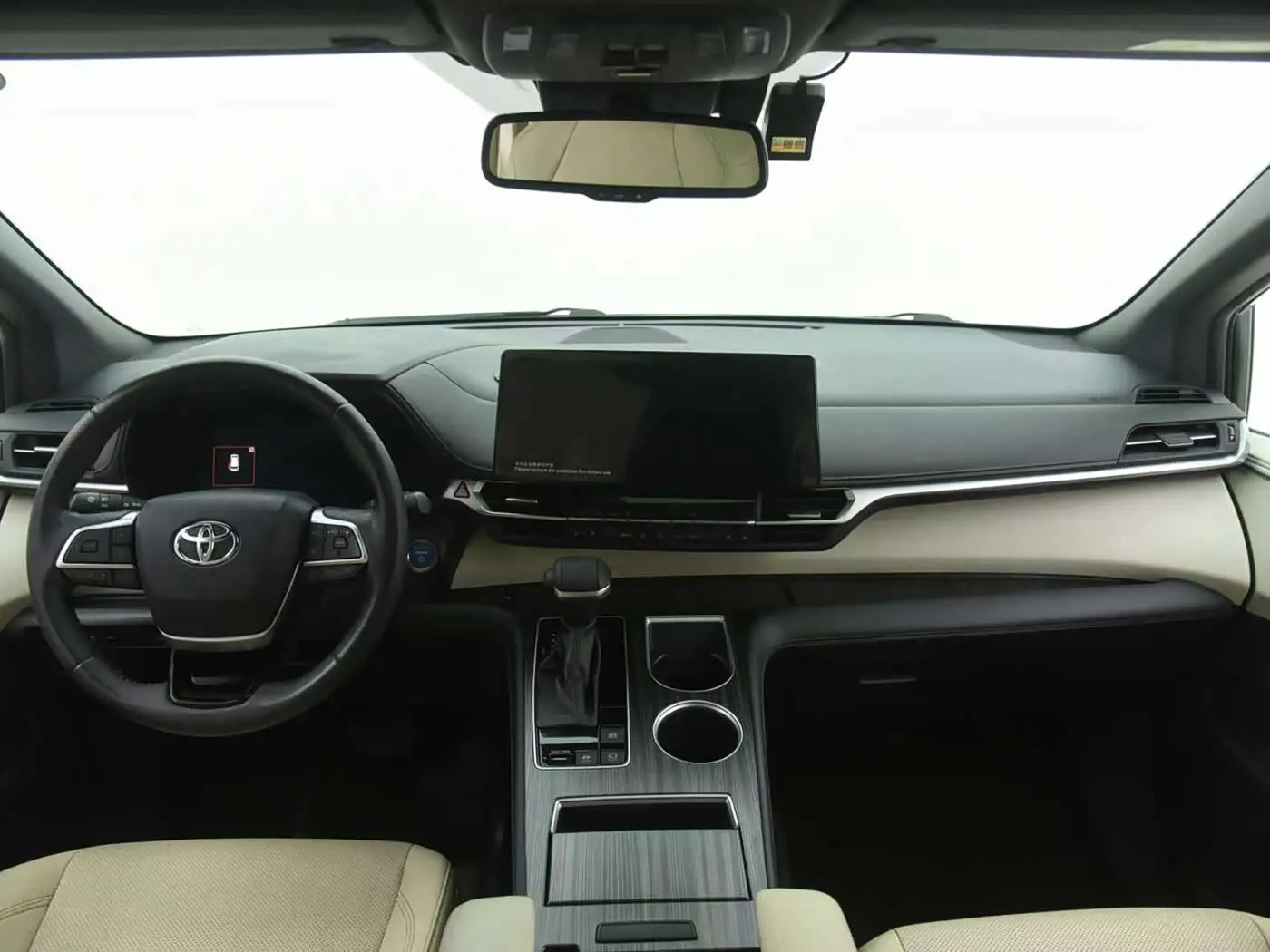 Toyota Sienna 2022 — Photo 5/15