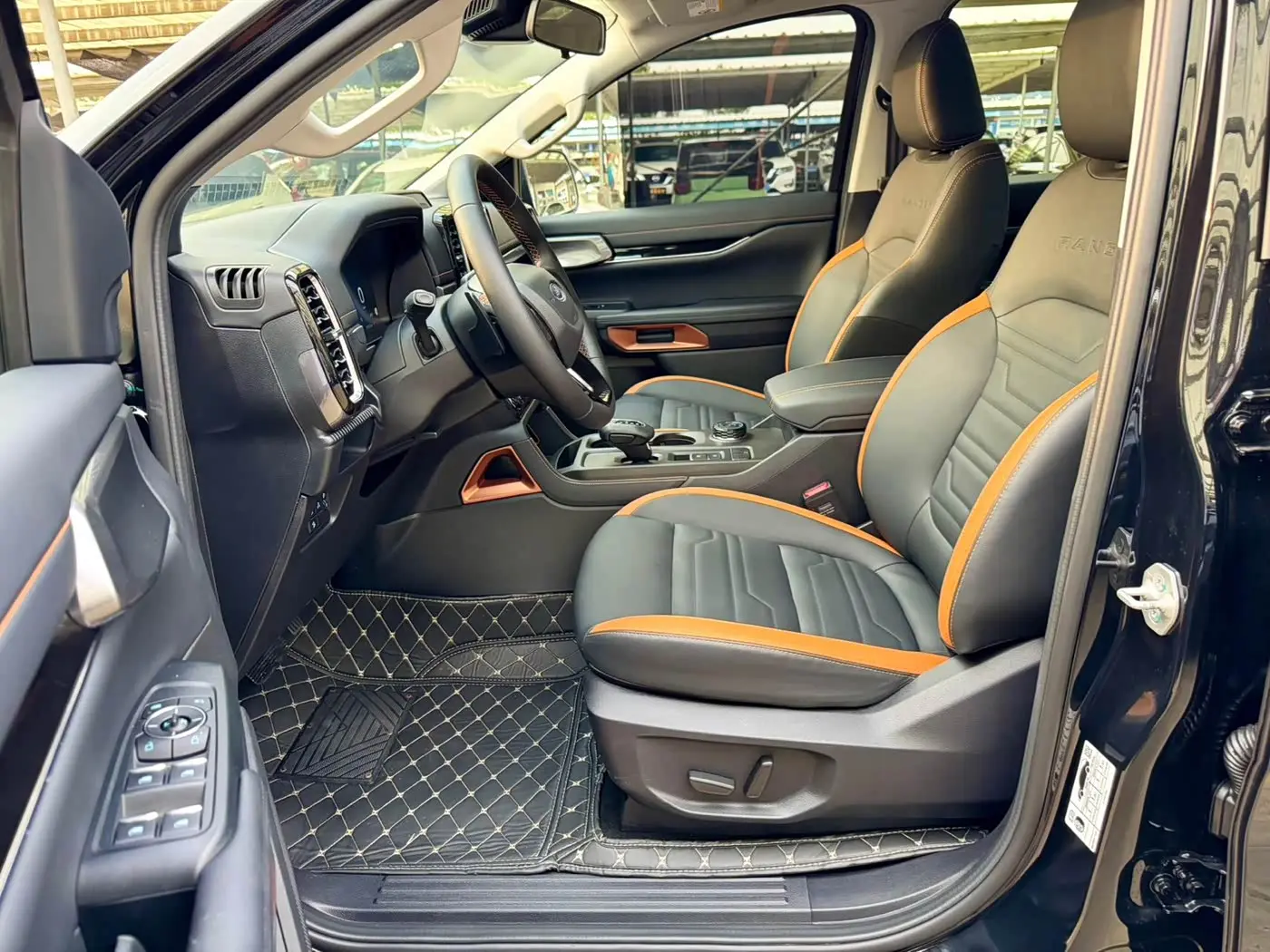 Ford Ranger 2024 — Photo 12/17