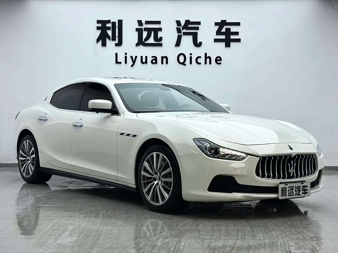 Maserati Ghibli 2016 — Şəkil 2/16