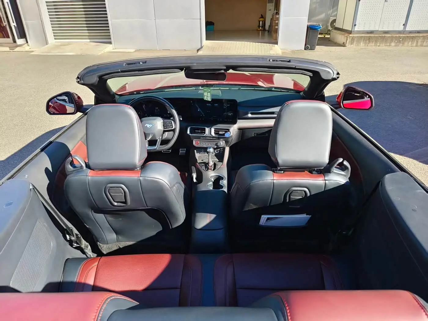 Ford Mustang 2024 — Photo 16/19