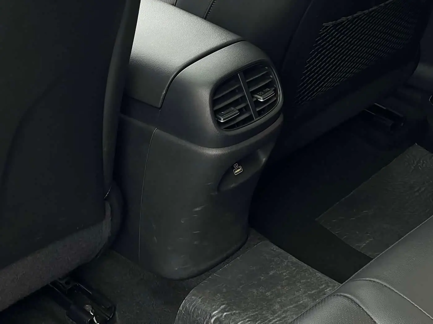 Hyundai Elantra 2023 — Photo 20/20