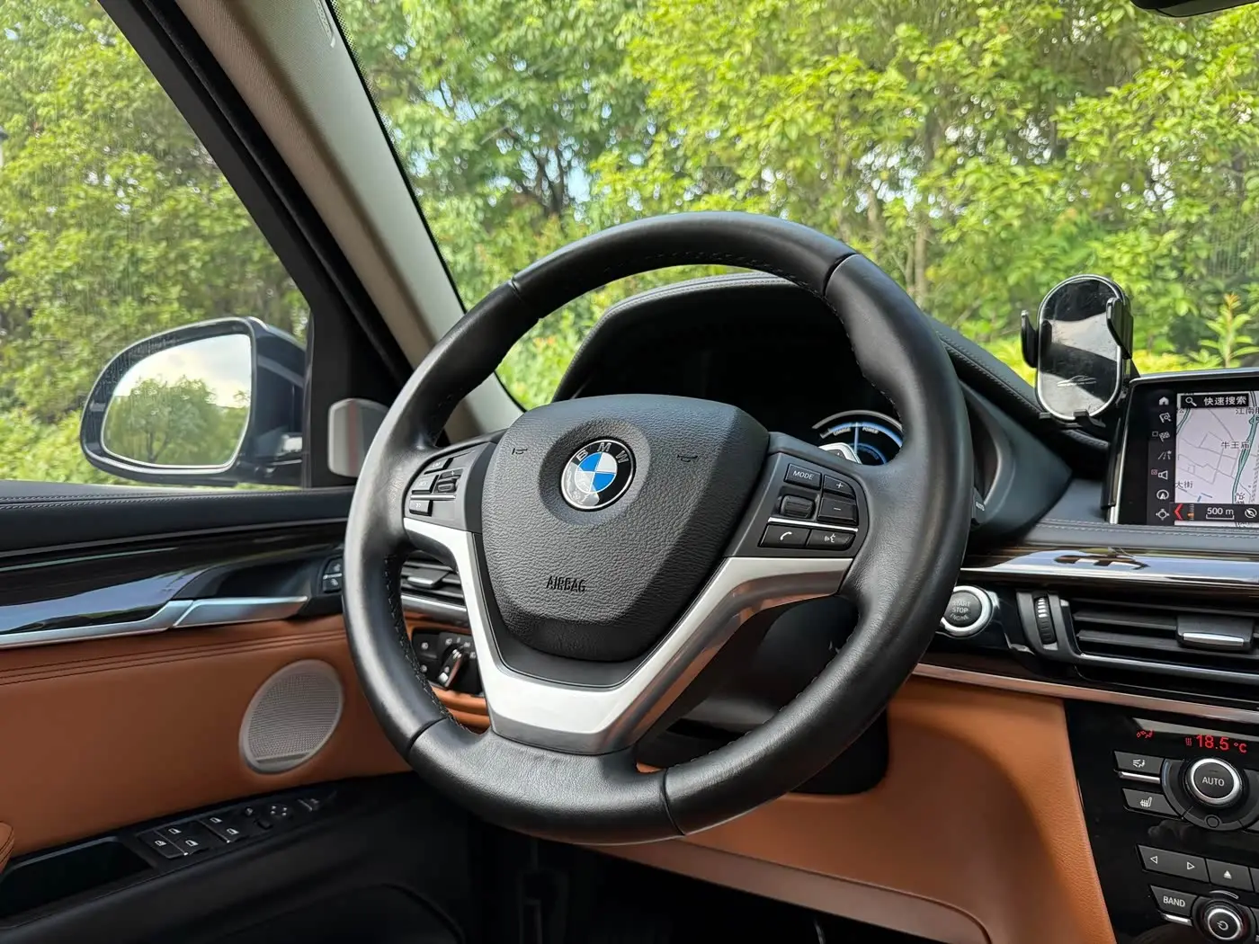 BMW X6 2018 — Photo 14/20