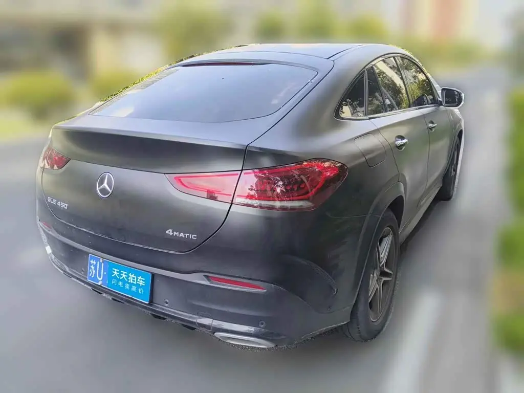 Mercedes-Benz GLE 2021 — Photo 2/13