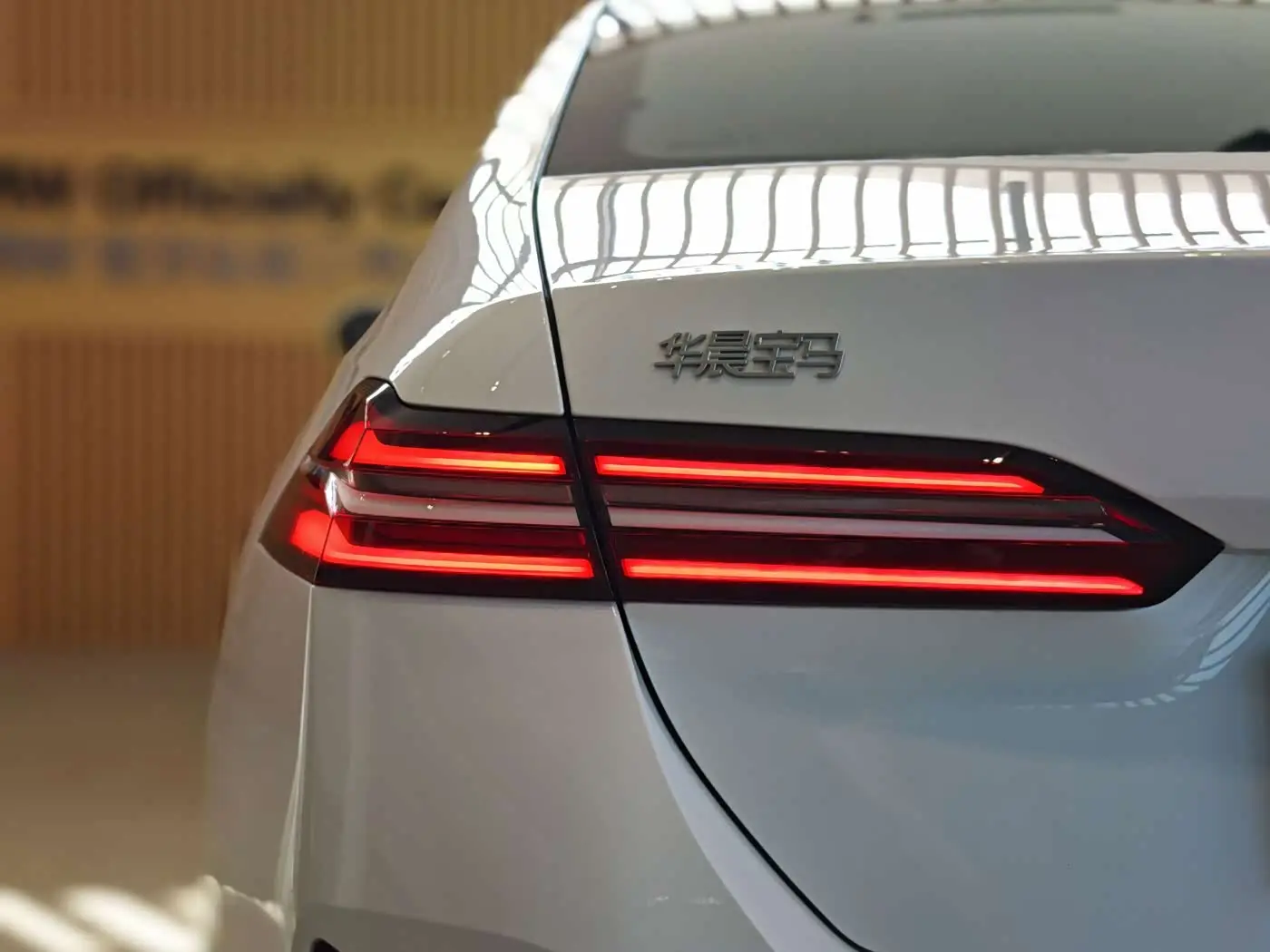 BMW 5 Series 2025 — Photo 11/20