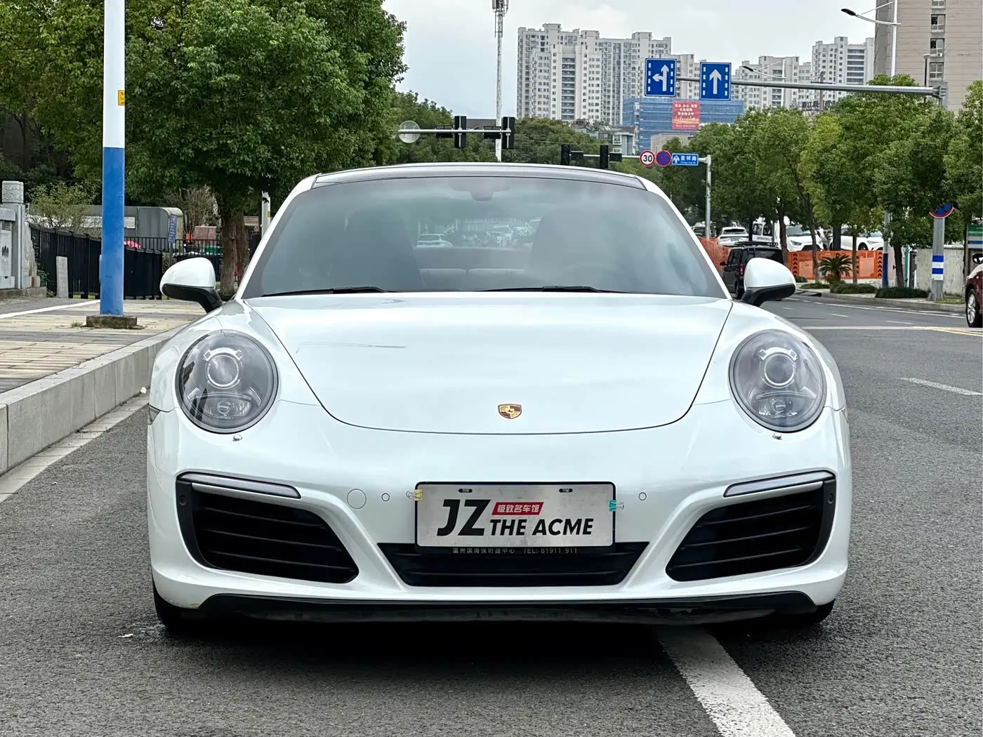 Porsche 911 2018 — Photo 2/15