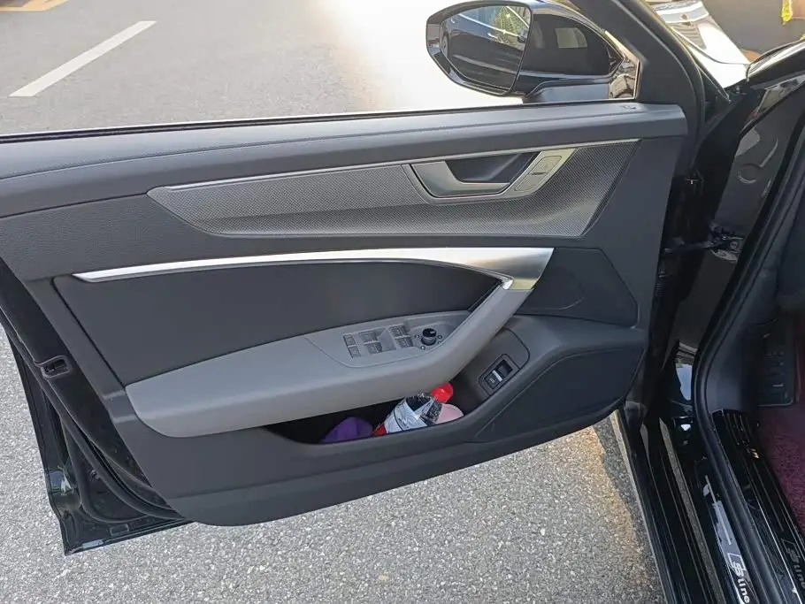 Audi A6L 2023 — Şəkil 7/16