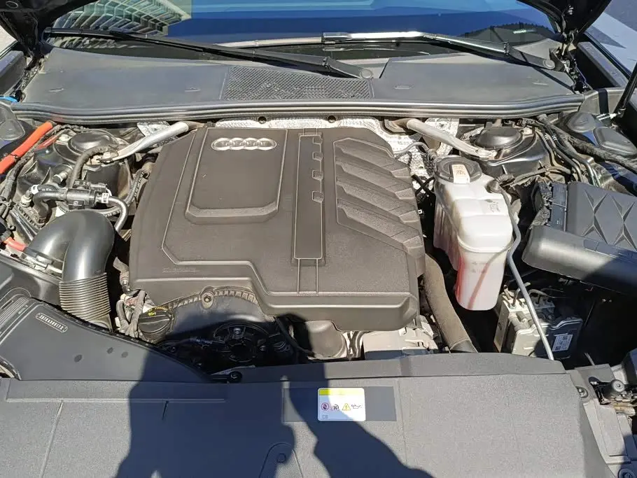 Audi A6L 2023 — Şəkil 10/16