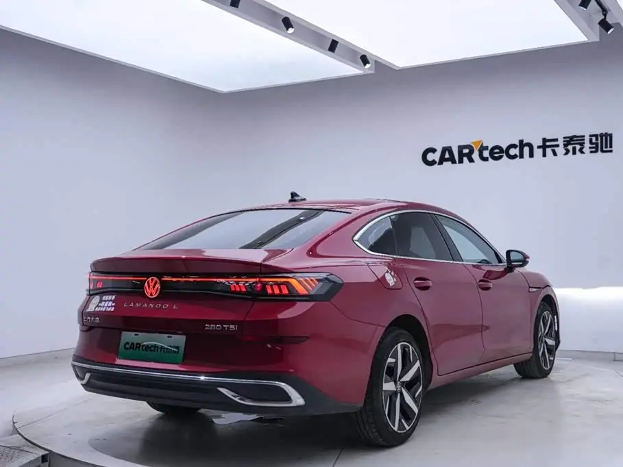 Volkswagen Lamando 2023 — Photo 18/20