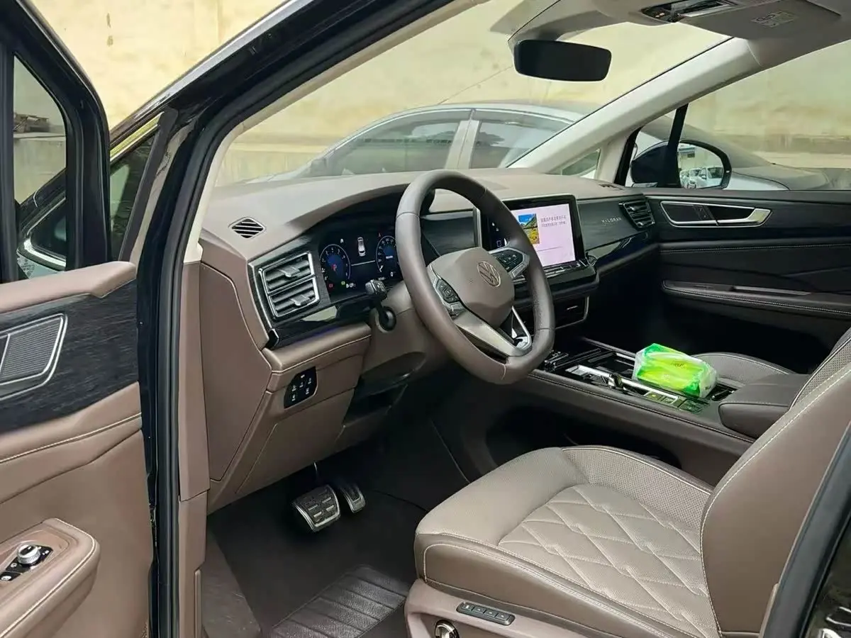 Volkswagen Viloran 2023 — Photo 11/15