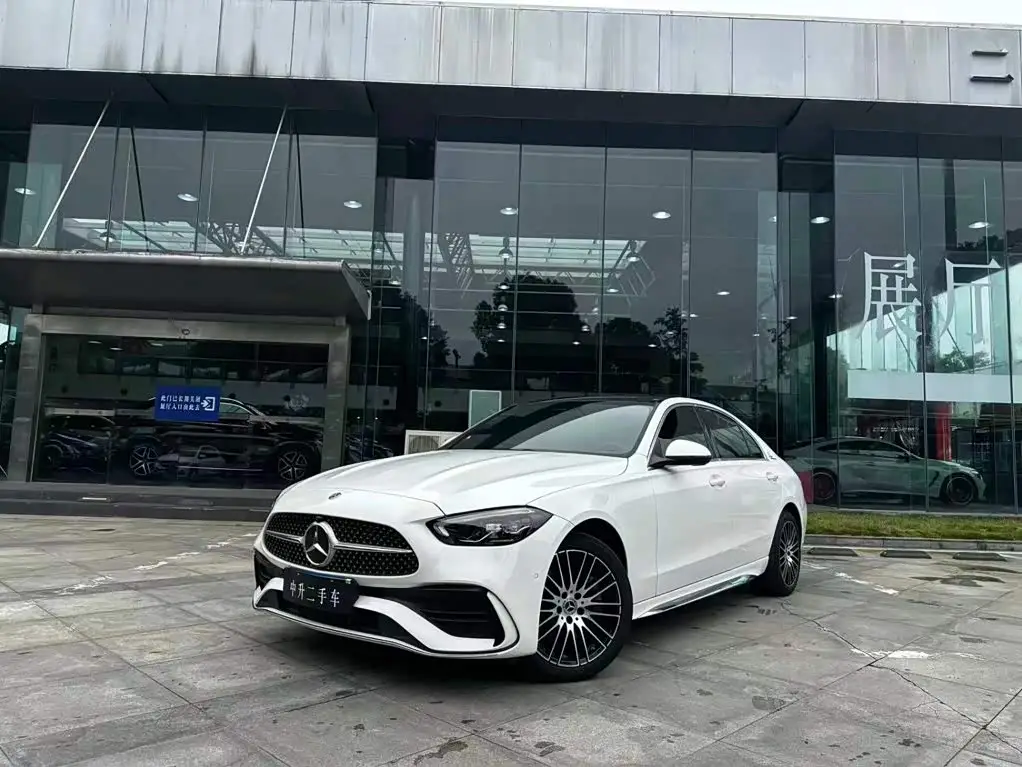 Mercedes-Benz C-Class, 2025