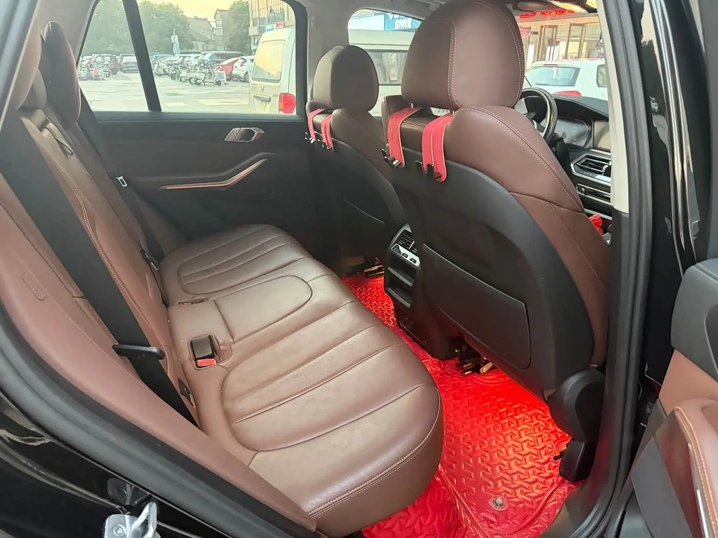 BMW X5 2022 — Photo 13/17