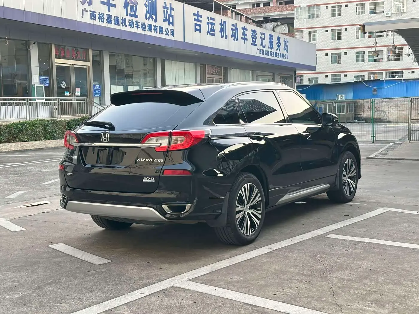 Honda Avancier 2018 — Фото 7/20