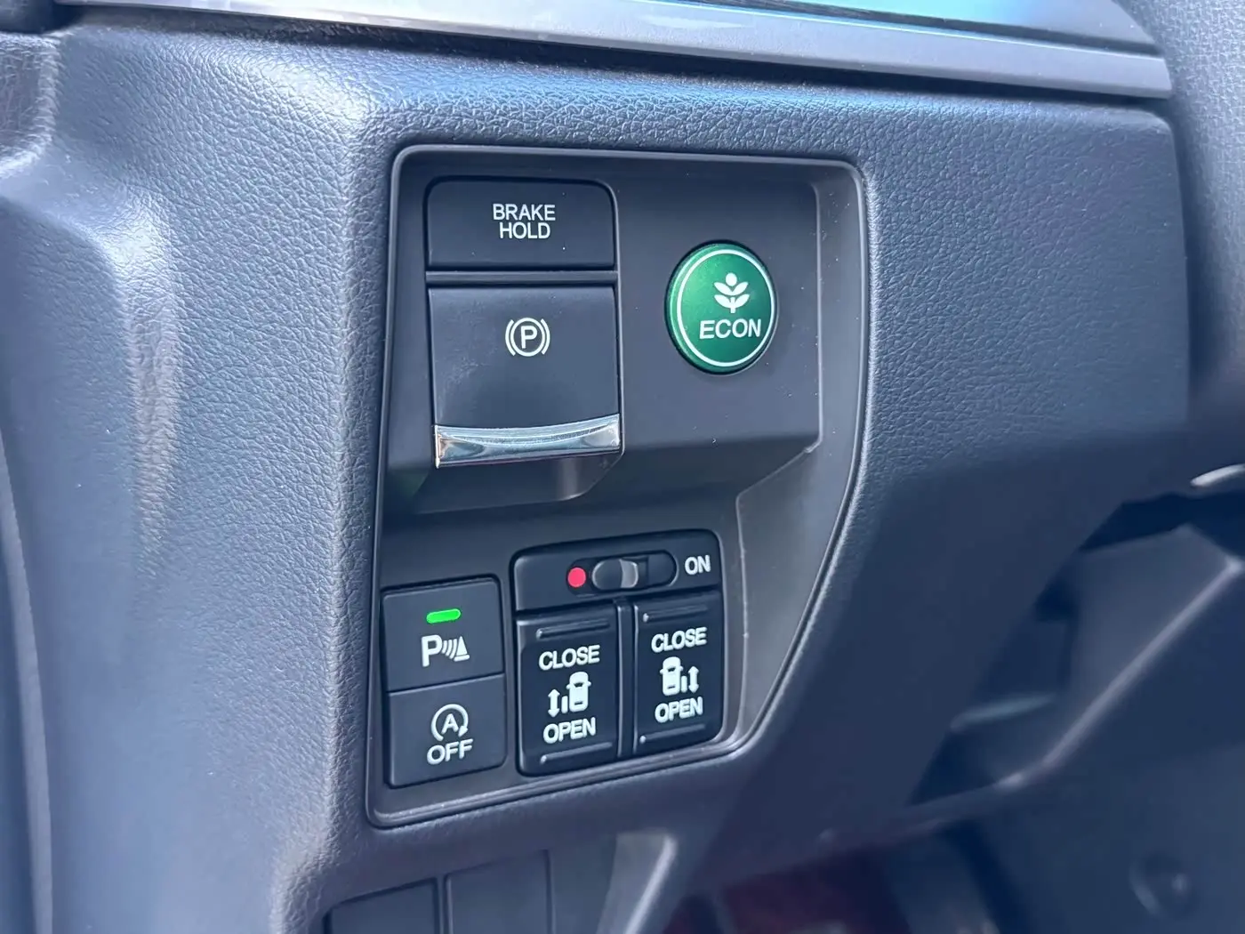 Honda Elysion 2019 — Şəkil 13/16