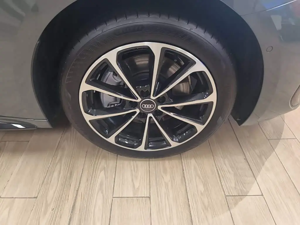 Audi A5L 2026 — Photo 14/20