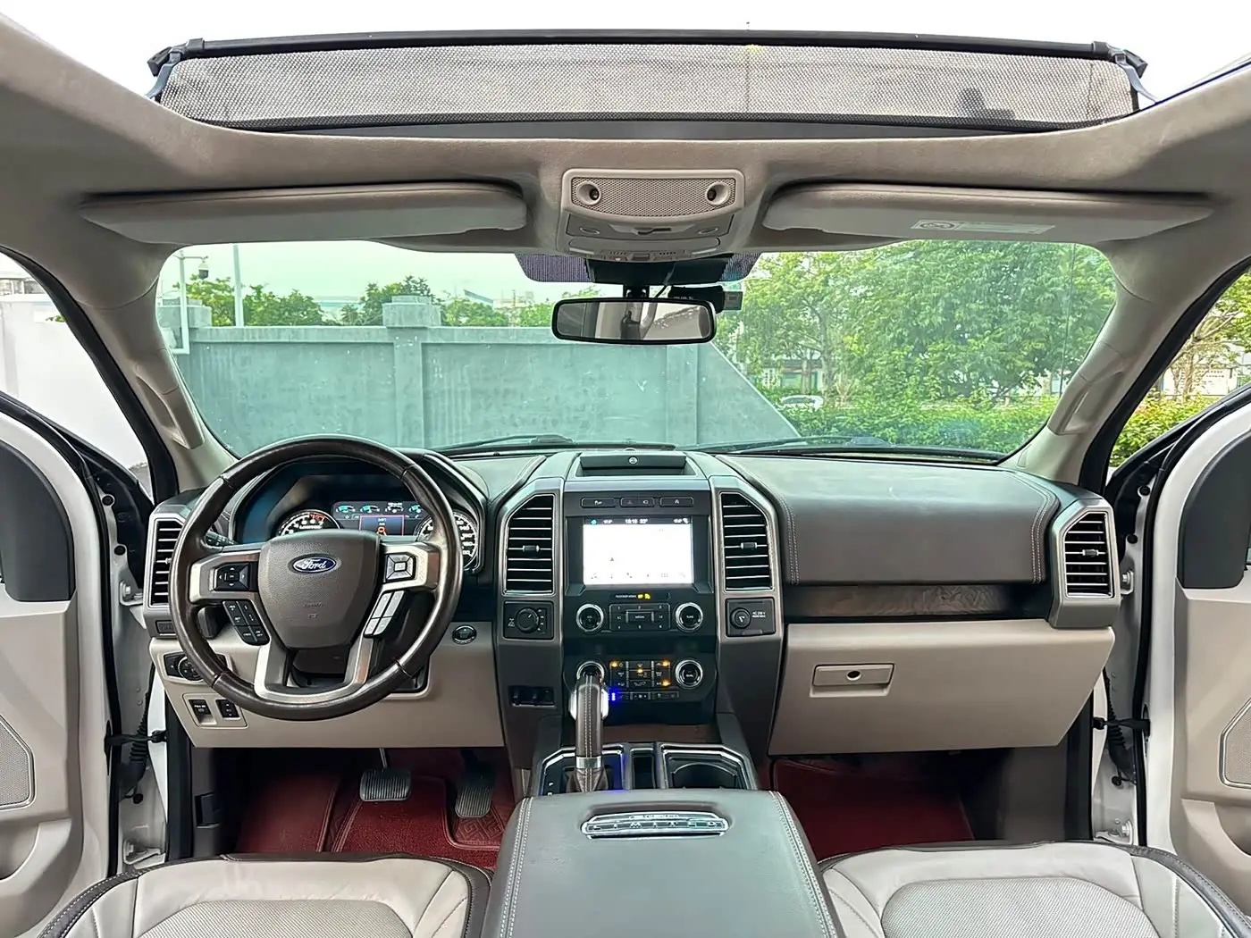 Ford F-150 Raptor 2019 — Şəkil 6/13