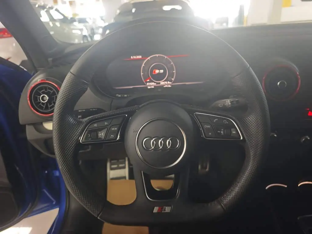 Audi S3 2019 — Photo 10/14