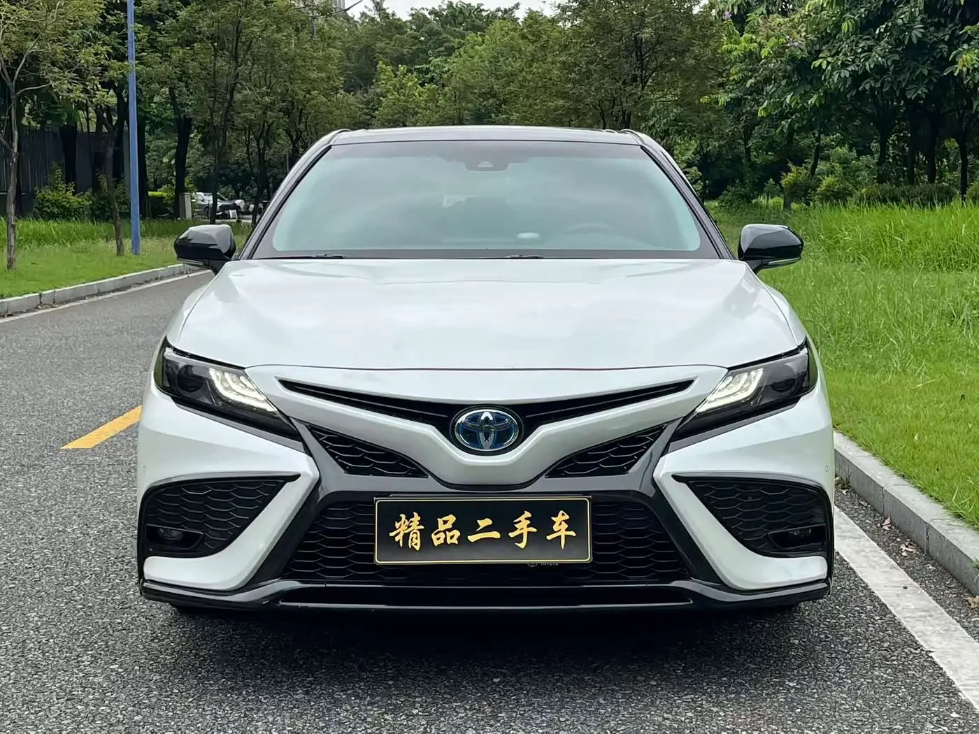 Toyota Camry 2022 — Şəkil 2/12