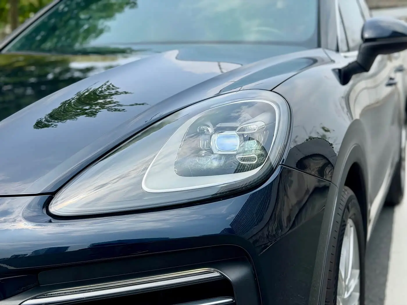 Porsche Cayenne 2019 — Фото 10/20