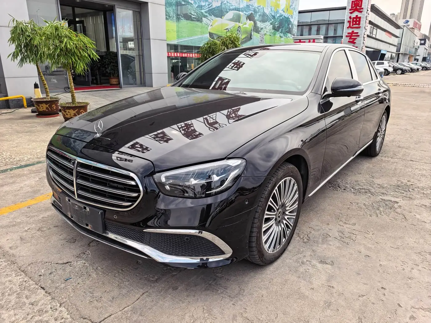 Mercedes-Benz E-Class, 2022