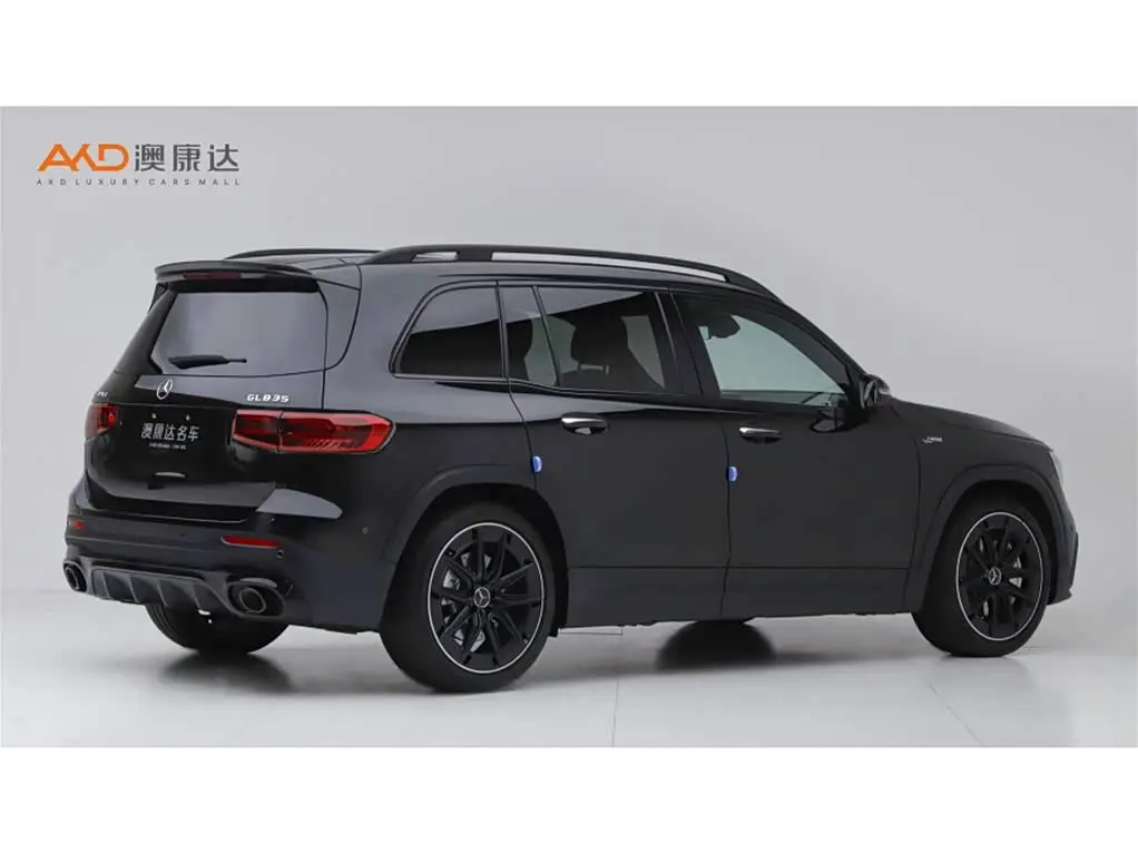 Mercedes-Benz GLB AMG 2024 — Photo 3/10