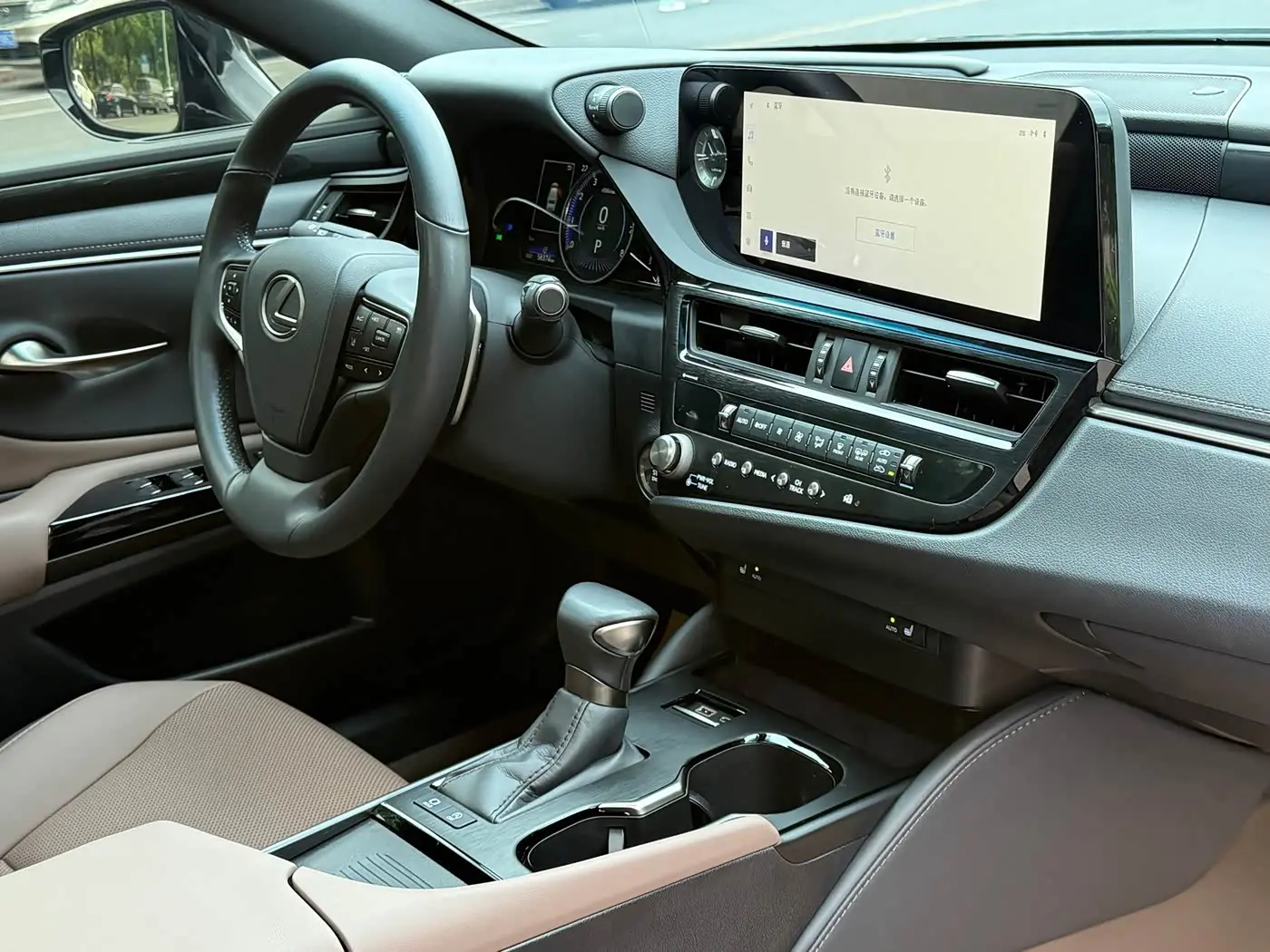 Lexus ES 2023 — Фото 13/19