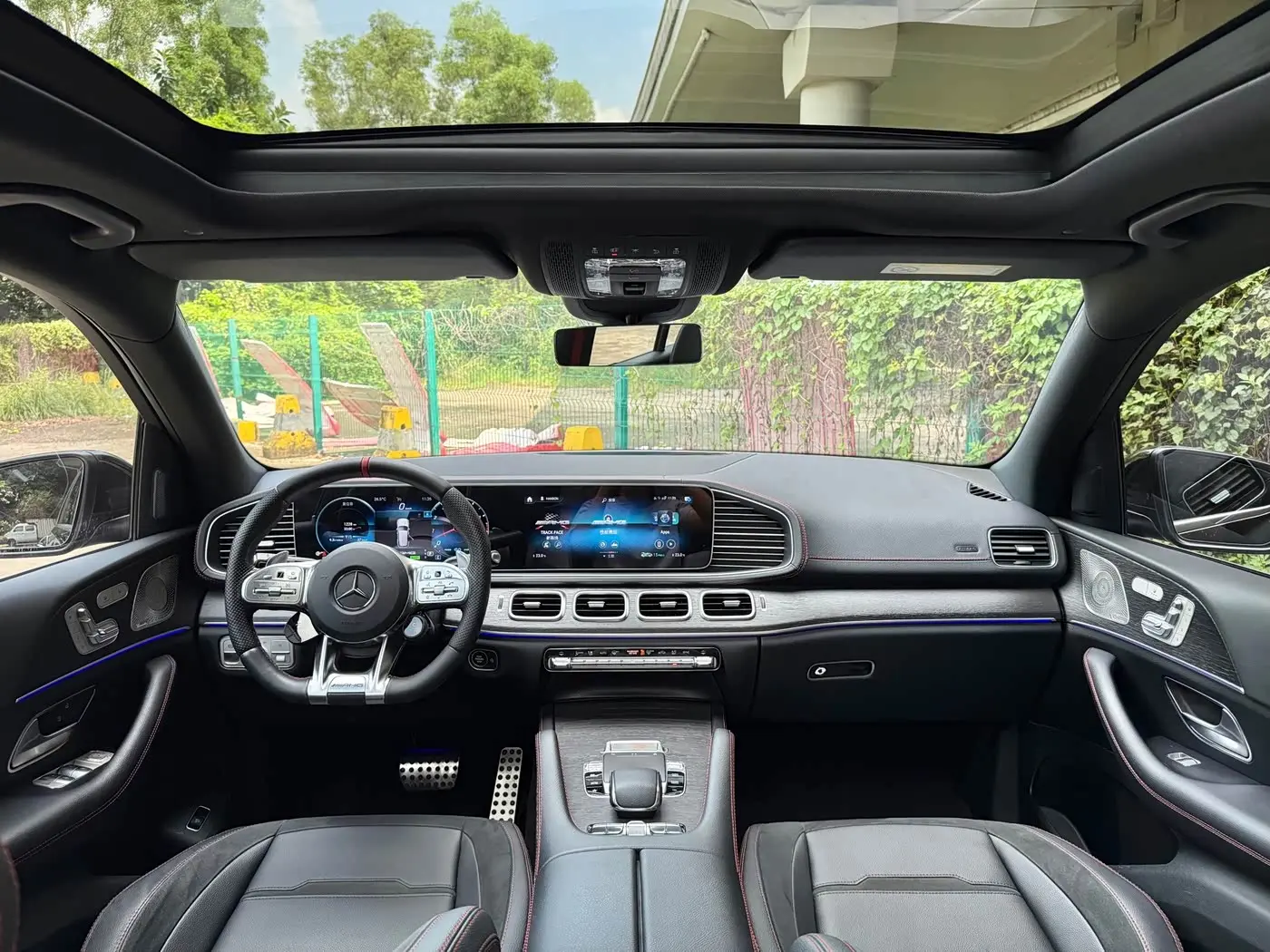 Mercedes-Benz GLE AMG 2021 — Фото 12/20