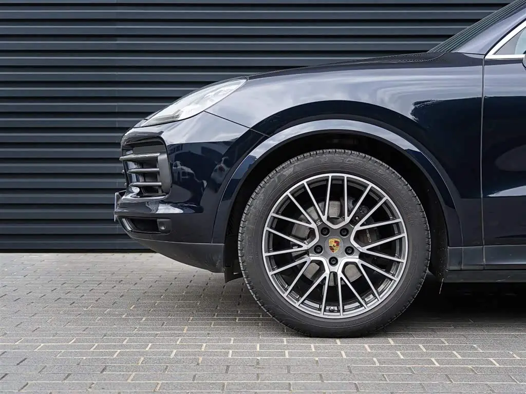Porsche Cayenne 2020 — Фото 13/13