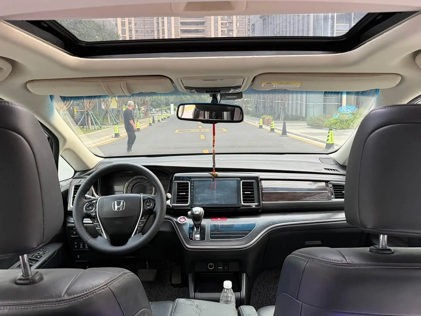 Honda Elysion 2018 — Photo 7/13