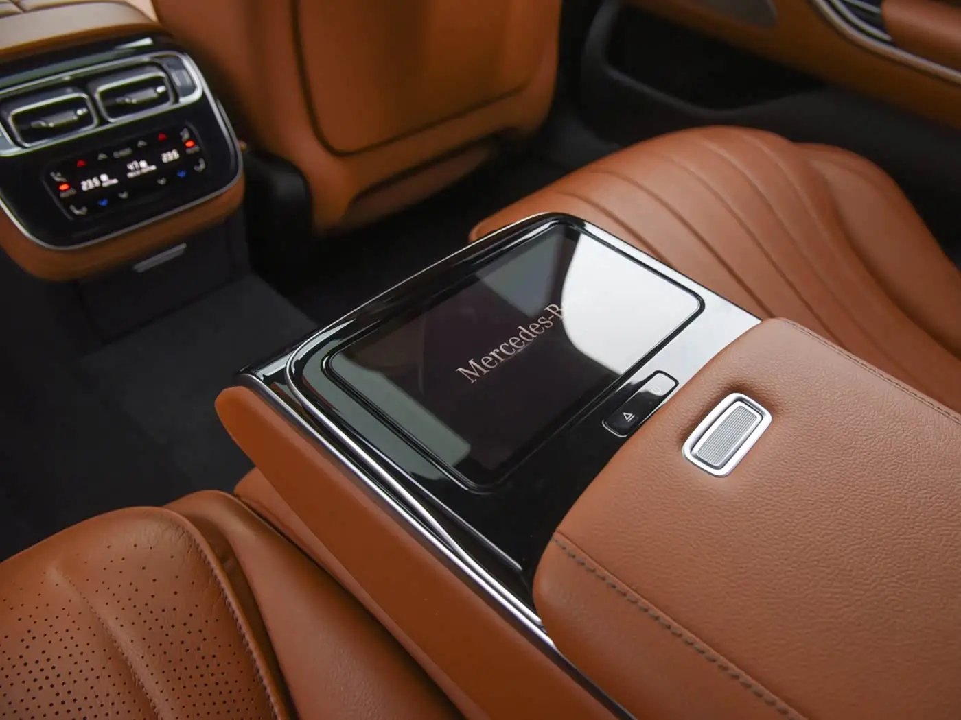 Mercedes-Benz S-Class 2023 — Фото 16/20