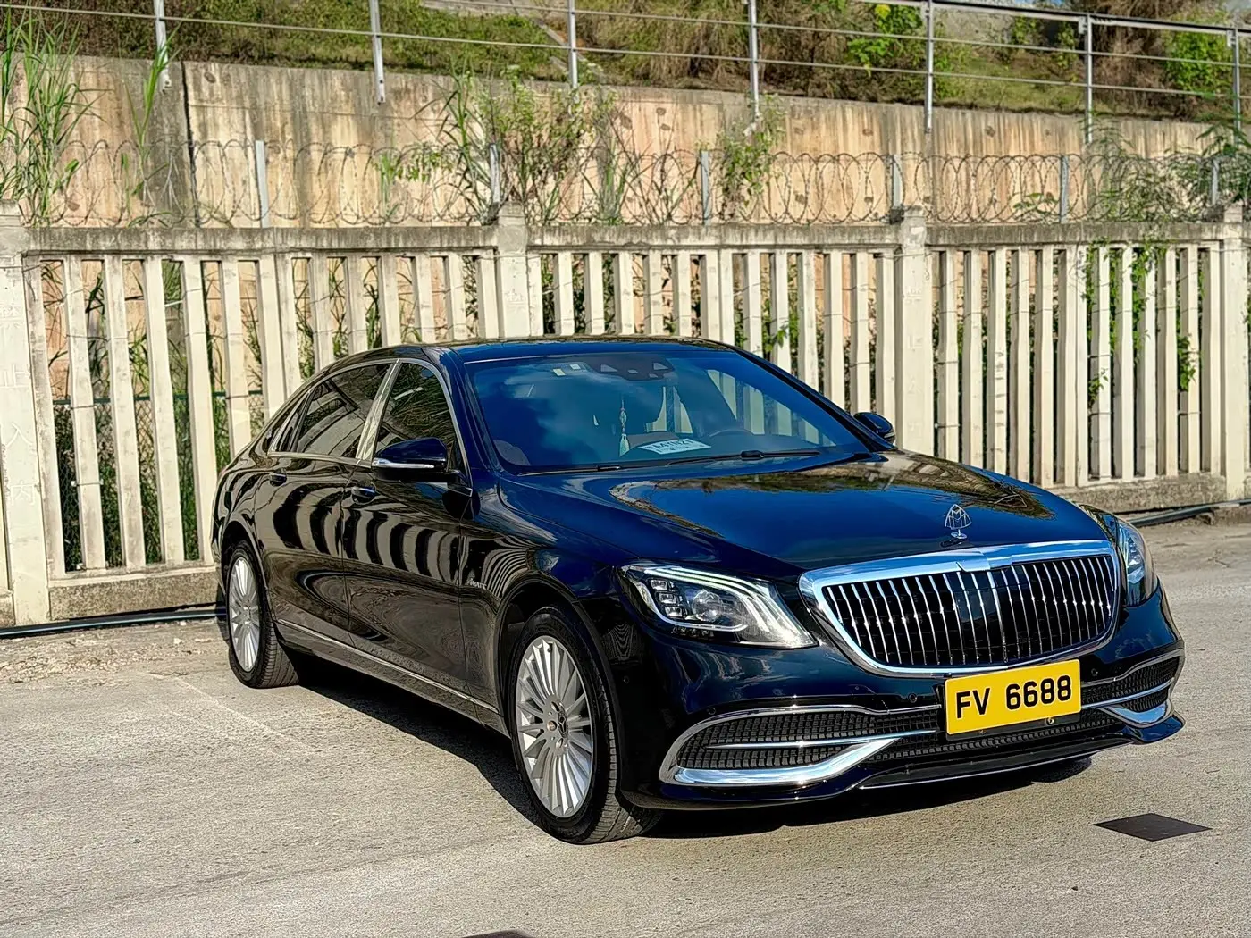Mercedes-Benz Maybach S-Class 2018 — Photo 16/16