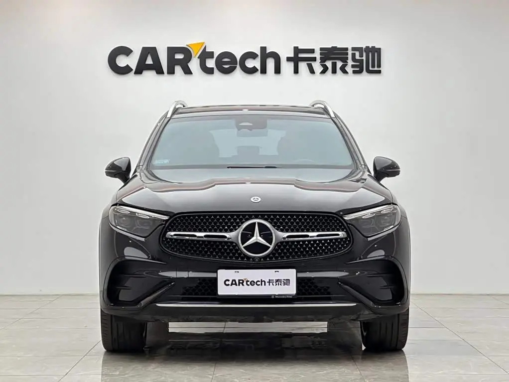 Mercedes-Benz GLC 2023 — Photo 7/16