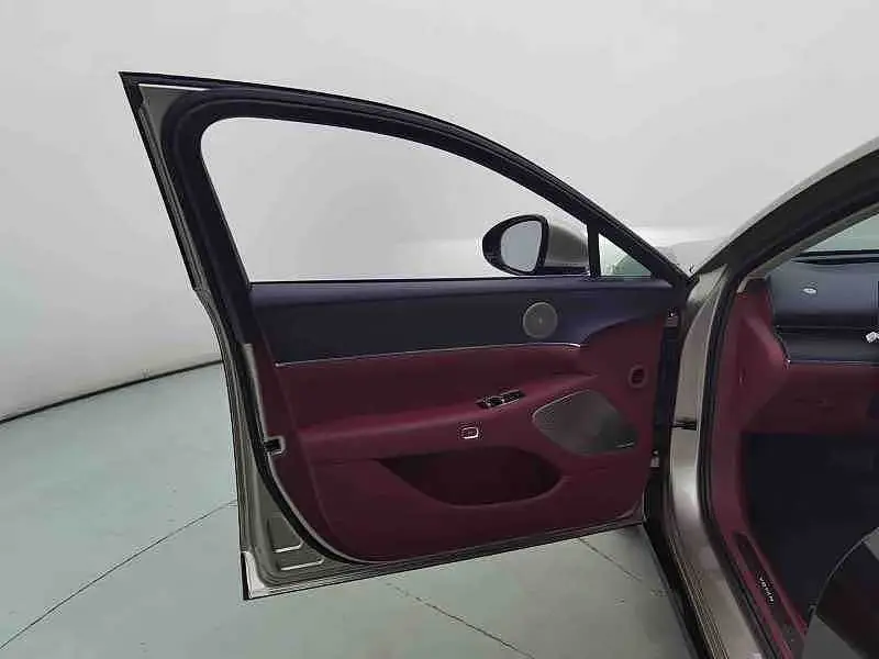Voyah Auto VOYAH Zhuiguang L 2025 — Şəkil 15/20