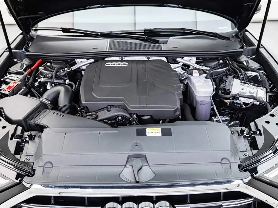 Audi A6L 2025 — Photo 6/20