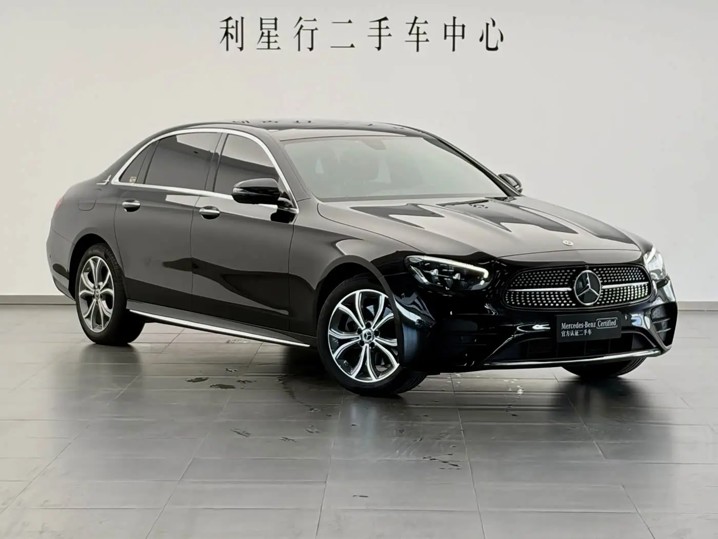 Mercedes-Benz E-Class 2023 — Photo 3/20