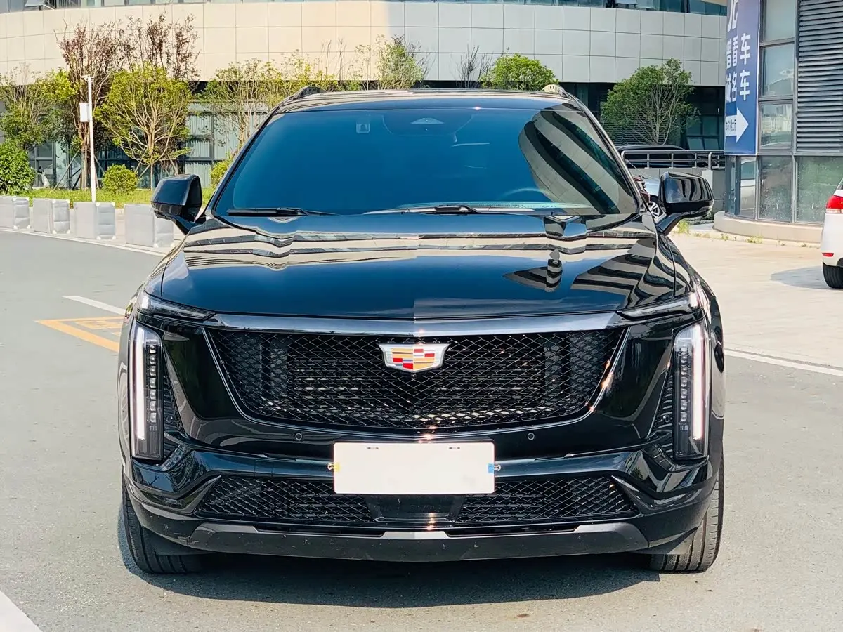Cadillac XT5 2026 — Фото 2/20