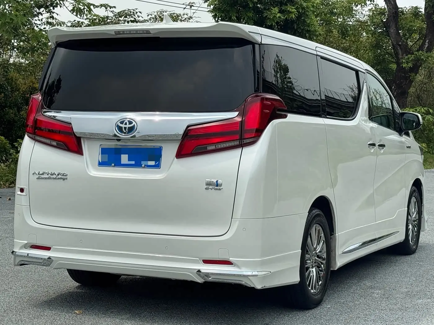 Toyota Alphard 2020 — Фото 4/18