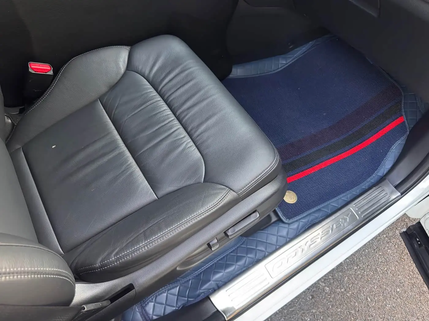 Honda Odyssey 2015 — ფოტო 20/20