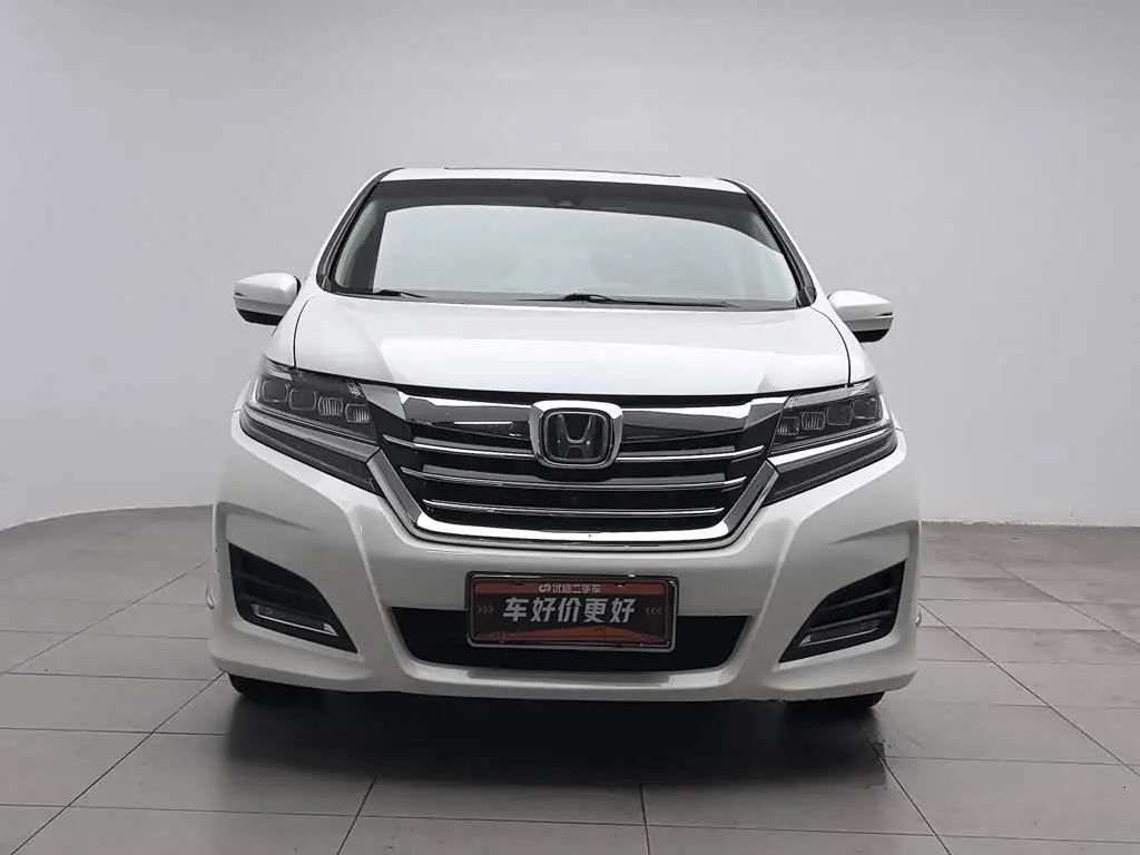 Honda Elysion 2017 — Photo 3/20