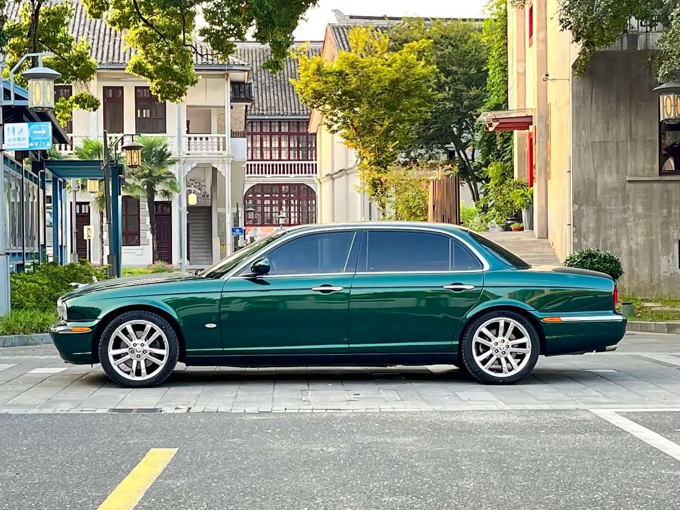Jaguar XJ 2007 — Şəkil 4/11