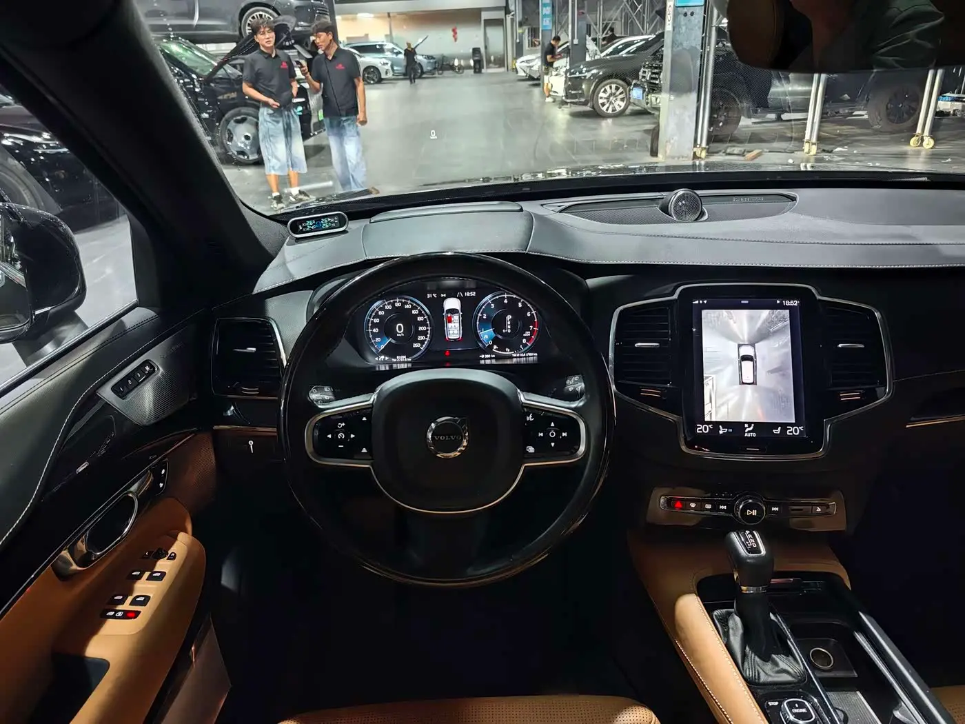 Volvo XC90 2017 — Photo 5/20