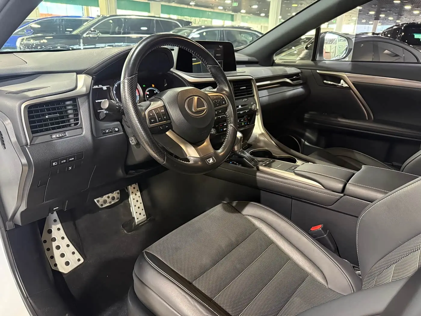 Lexus RX 2020 — Şəkil 5/20