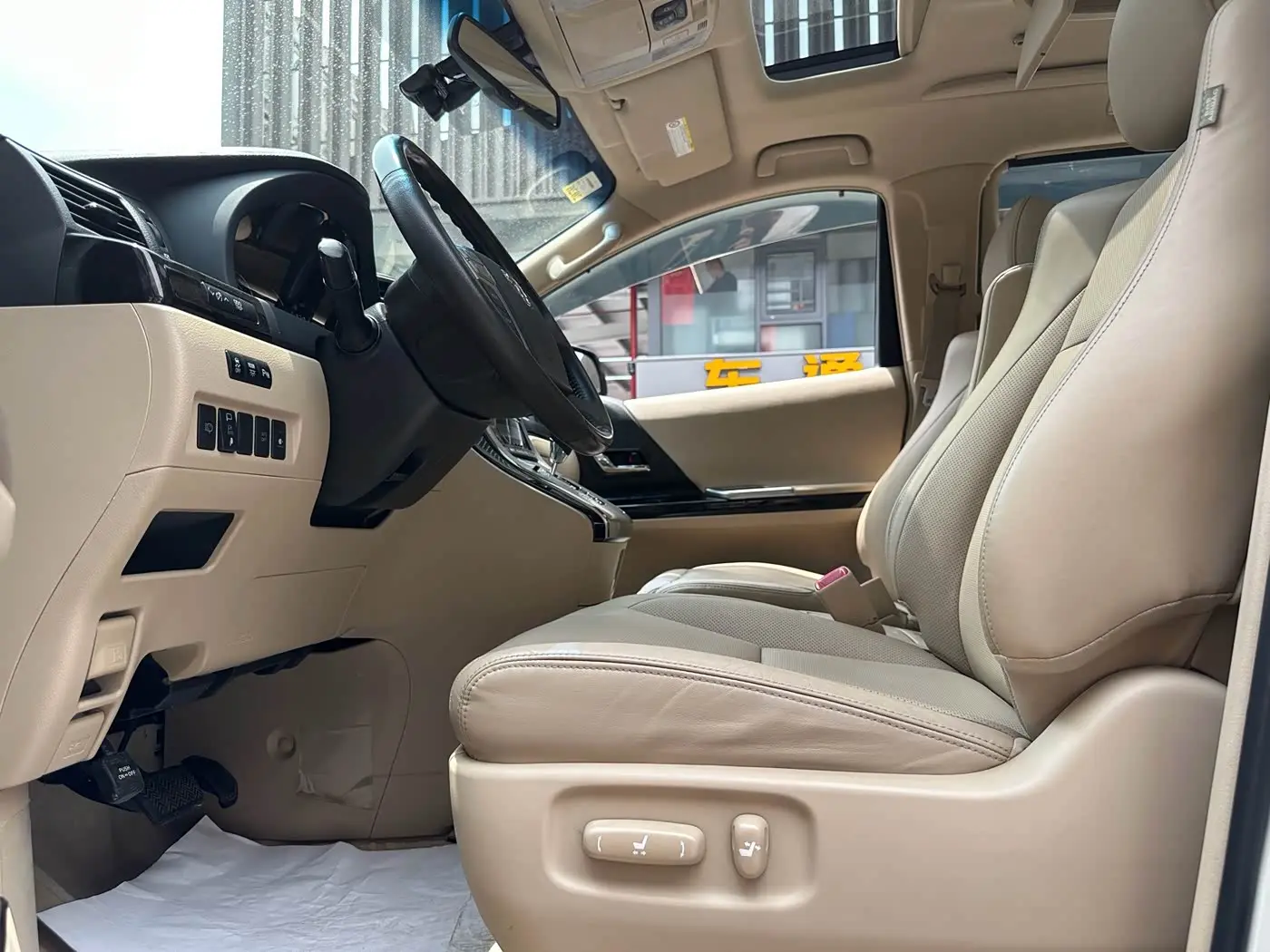 Toyota Alphard 2014 — Фото 11/20